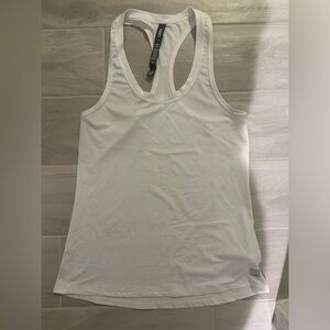 Vuori Woman’s White Tank